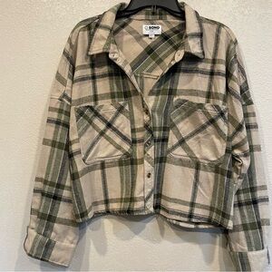 NWOT Tan and Green Plaid Flannel Shirt
